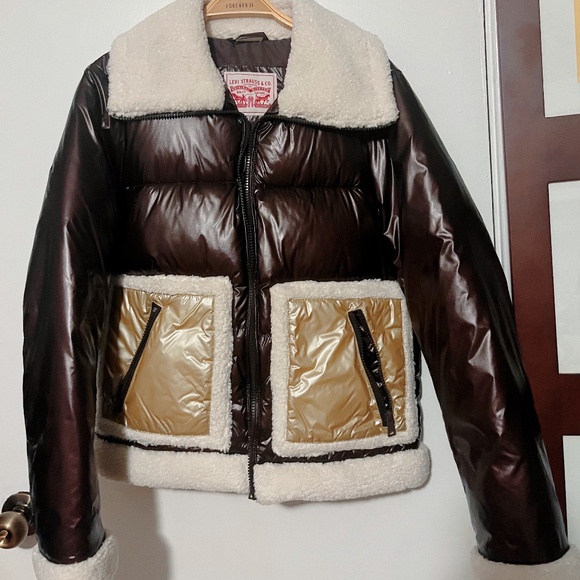 Levi’s Winter Puffer Jacket - Picture 1 of 11